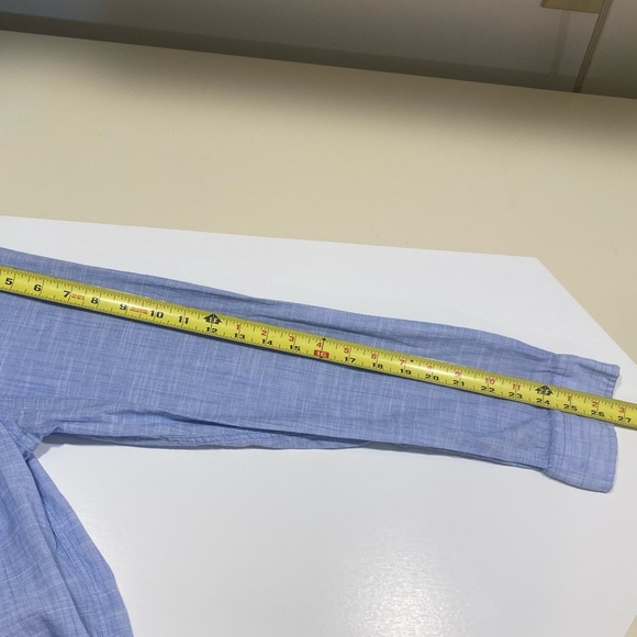 2/30 Guess Mens Lightweight Half Button Down Pullover Collared Shirt Denim Look - Picture 12 of 13